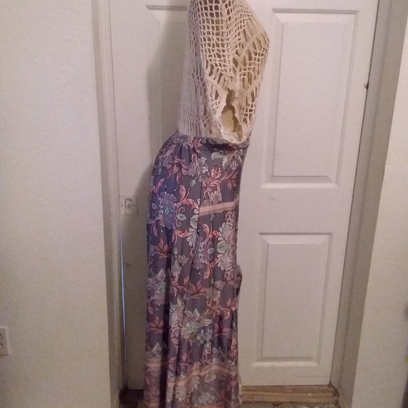 UDear Skirt - Picture 3 of 12